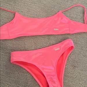 Triangl Pink bikini!